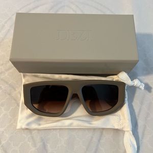 Dezi Backtrack Sunglasses
